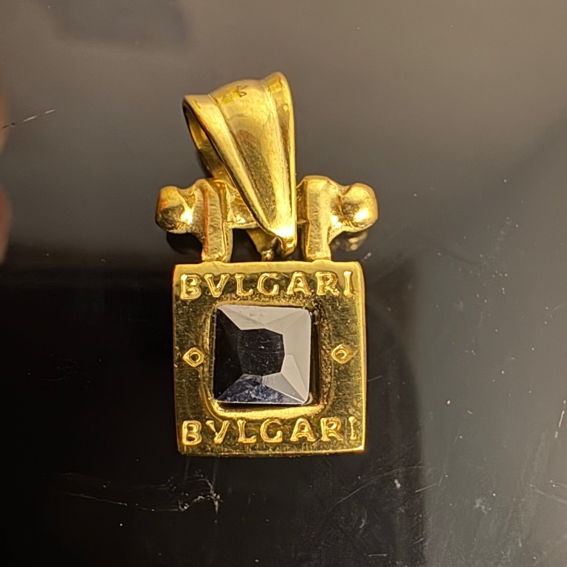 Dije Bvlgari Negro