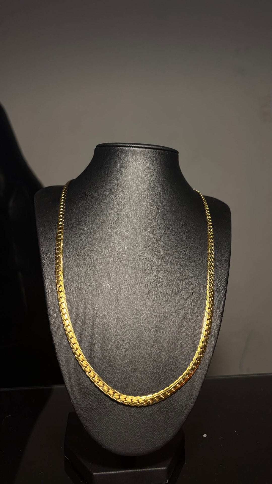 Cadena Cubana dorada FORJA GOLD