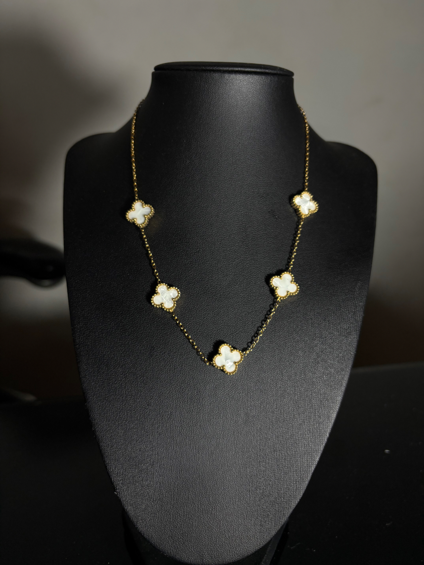 Cadena Van Cleef Blanca real - FORJA GOLD