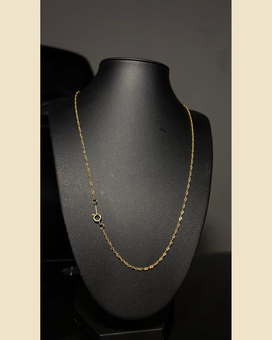 Cadena Singapur real en estudio visual FORJA GOLD