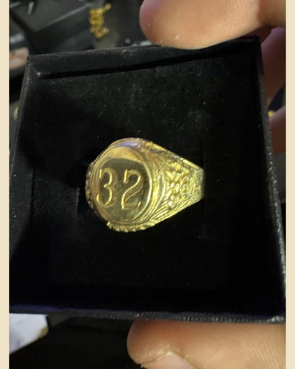 Anillo 32 opción del Trío Signature FORJA GOLD
